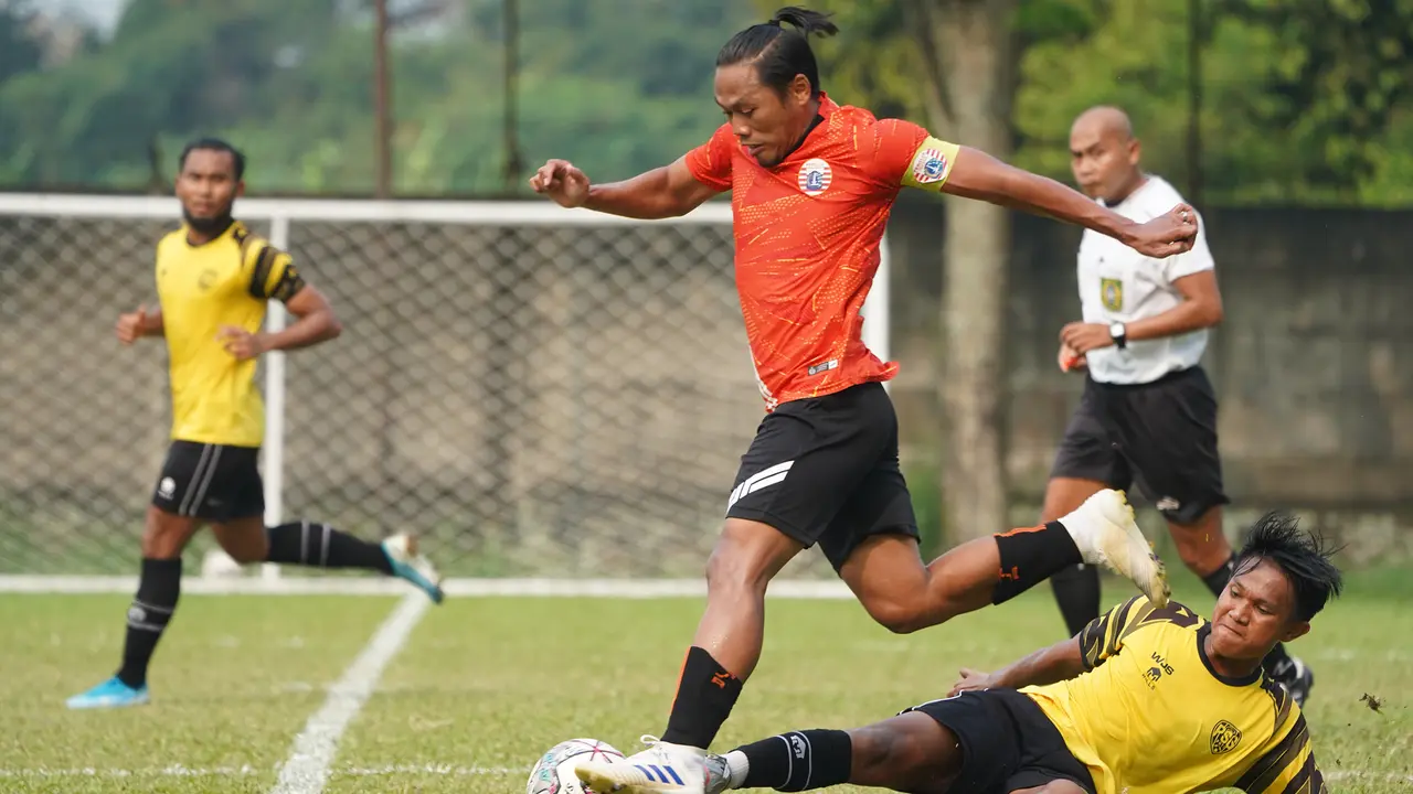 Foto: Persija Takluk 0-1 dari AHHA PS Pati FC dalam Laga Uji Coba Jelang Berlaga di BRI Liga 1 2021 / 2022