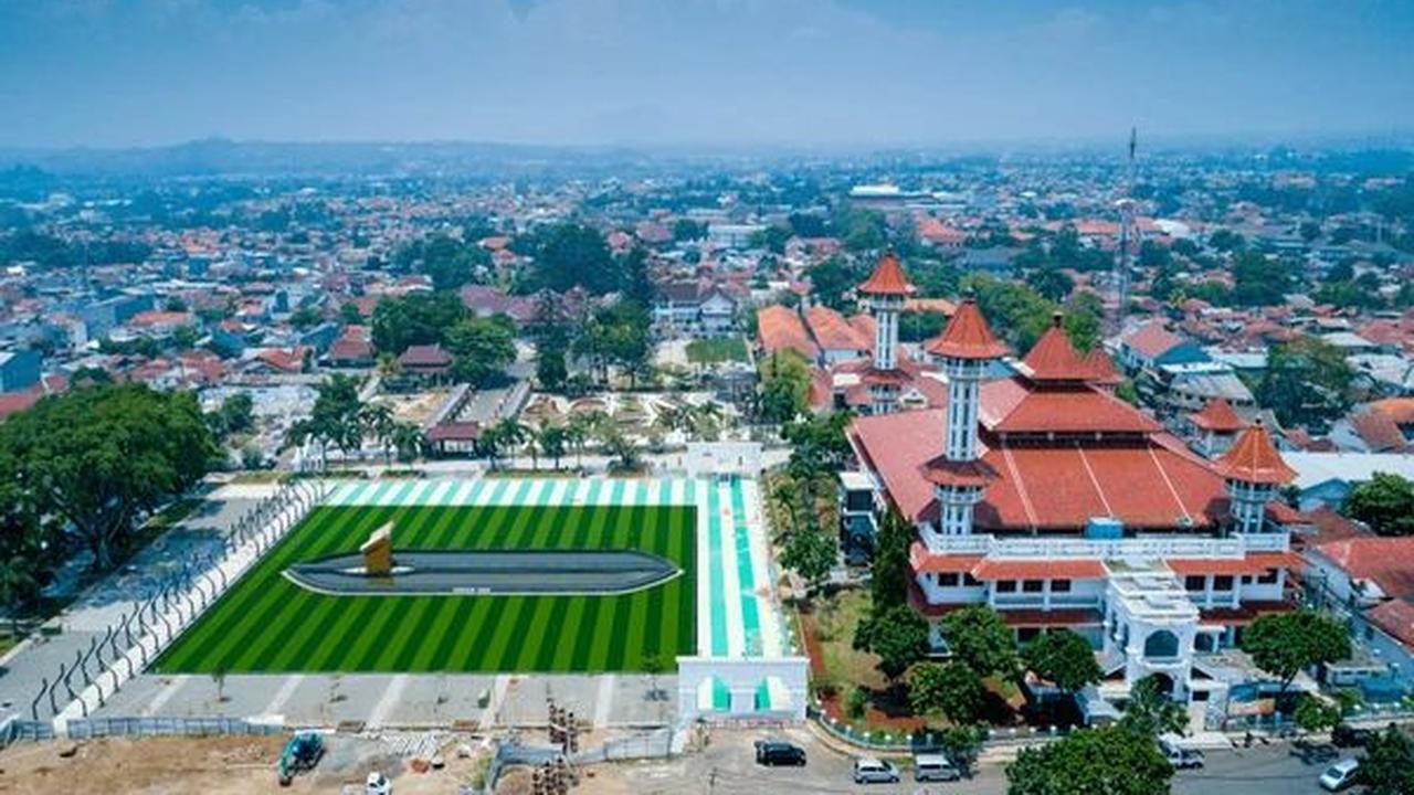 <b>Alun-Alun Kota Cianjur</b><br>