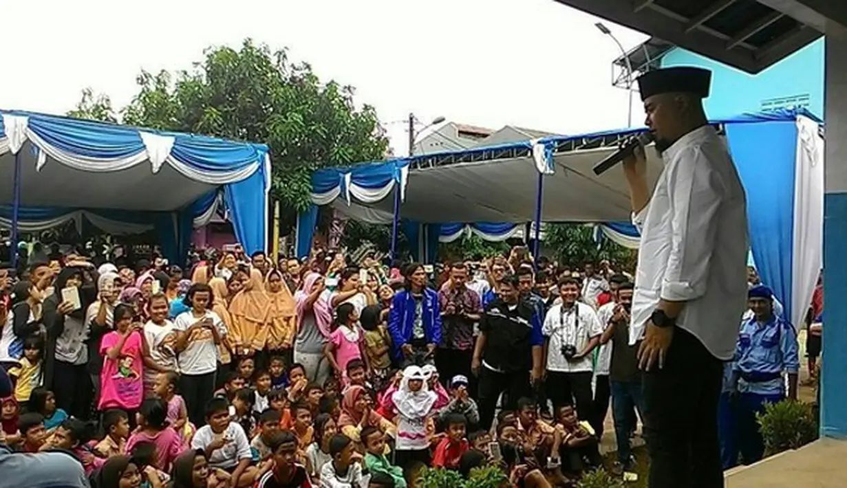 Ahmad Dhani didepan para pendukungnya menyatakan, jika dirinya terpilih, akan memprioritaskan kesehatan dan kesejahteraan keluarga dalam program utamanya. (Instagram/ahmaddhaniprast)