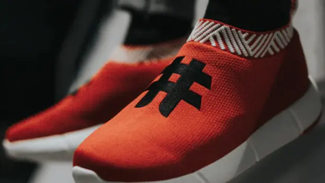 Sepasang sepatu kopi pria ini dihargai $109 (Rp1,5 juta).(Supplied: Rens)