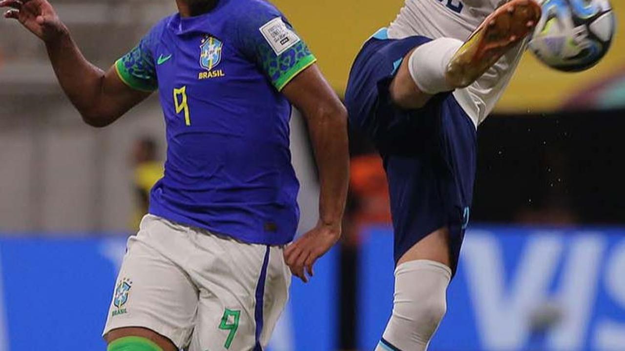 Kemenangan ini mengantarkan Brasil melenggang ke babak 16 besar.