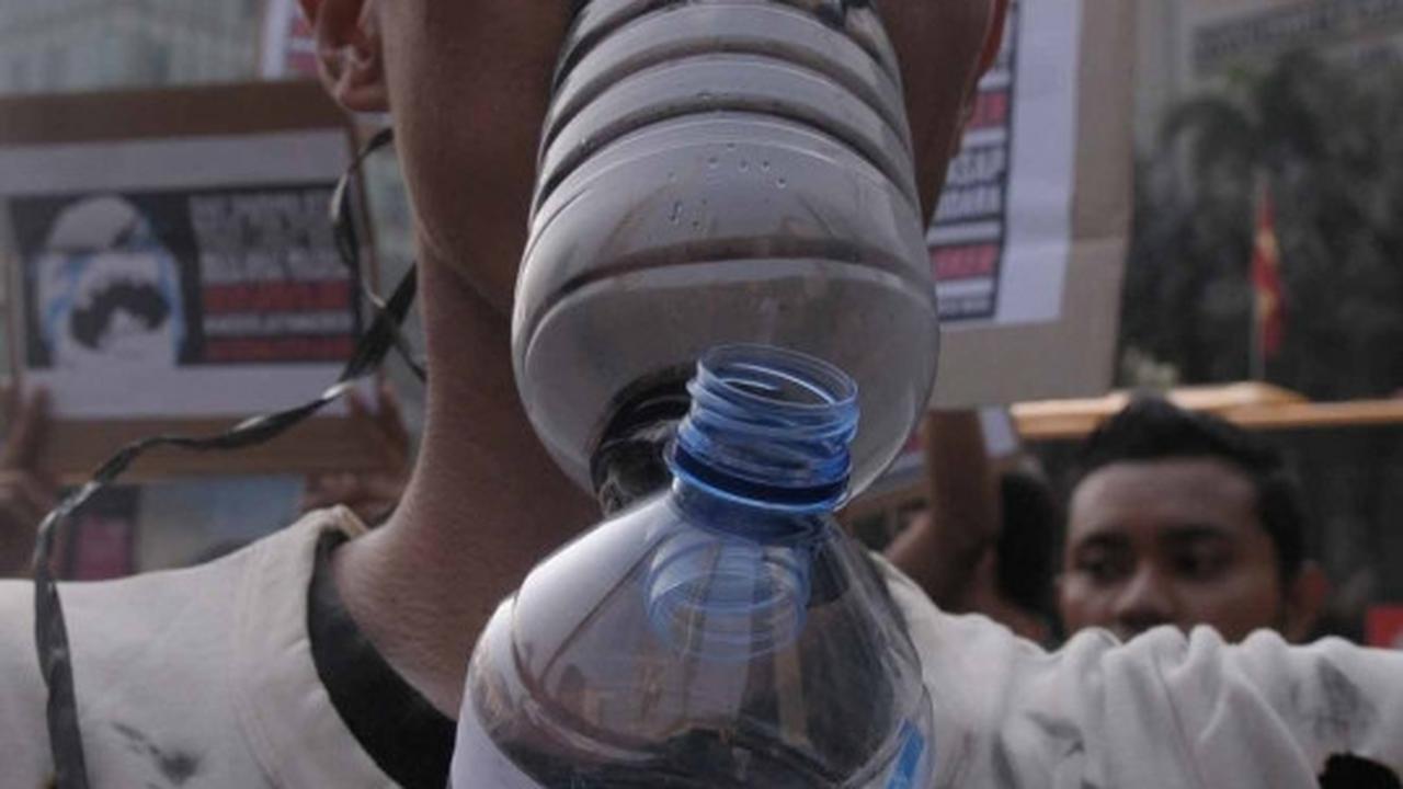 Jurnalis lintas media gelar aksi sejuta masker di Bundaran HI