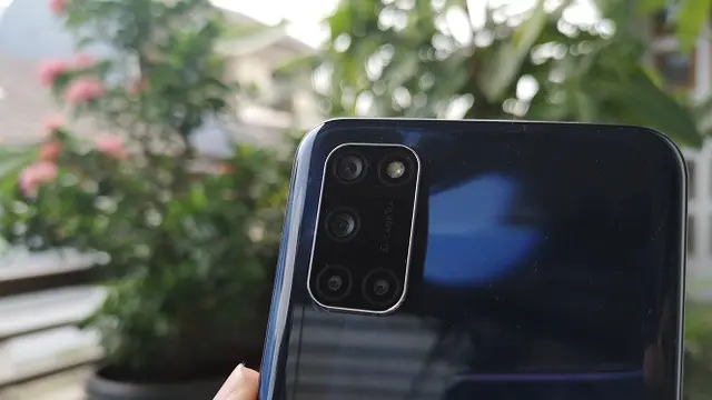 Oppo A52
