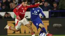 Keunggulan 1-0 untuk Manchester United bertahan hingga babak pertama usai. (Adrian Dennis/AFP)