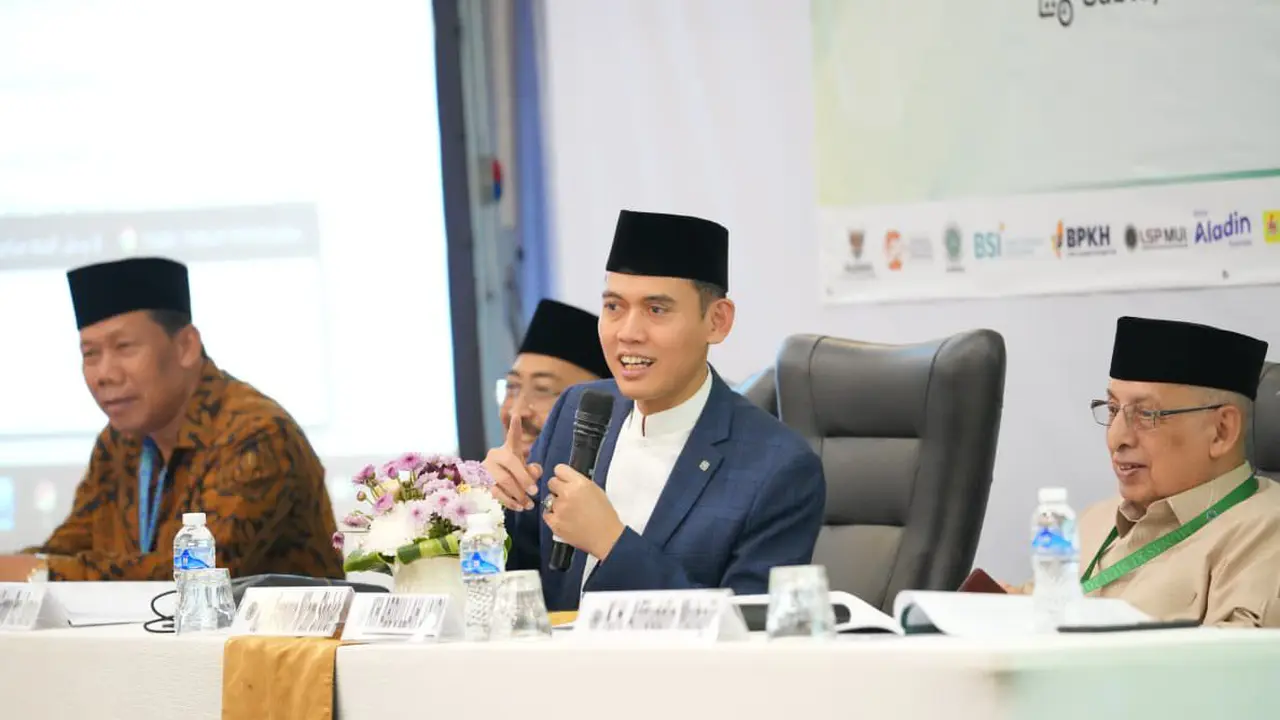 Ketua MUI Bidang Fatwa Prof Asrorun Niam Sholeh dalam Forum Munas MUI yang berlangsung 20-23 November 2025. (Dok MUI)