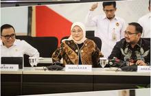 FOTO: Rakor Enam Menteri Bahas Persiapan Natal dan Tahun Baru 2024, Menko PMK Muhadjir Effendy Prediksi Akan Ada Lonjakan 107 Juta Pemudik