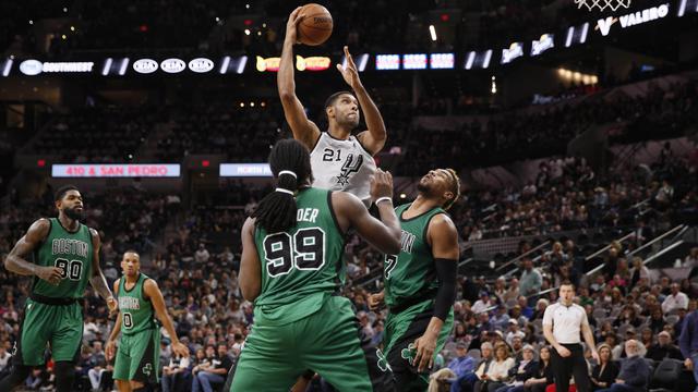 San Antonio Spurs versus Philadelphia 76ers 