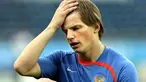 Russian forward Andrei Arshavin reacts during a team training session in Vienna on June 25, 2008, on the eve of their Euro 2008 semi-final match against Spain. AFP PHOTO / YURI KADOBNOV