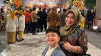 Neng Wirdha di resepsi pernikahan putri Gubernur DKI Jakarta Anies Baswedan
