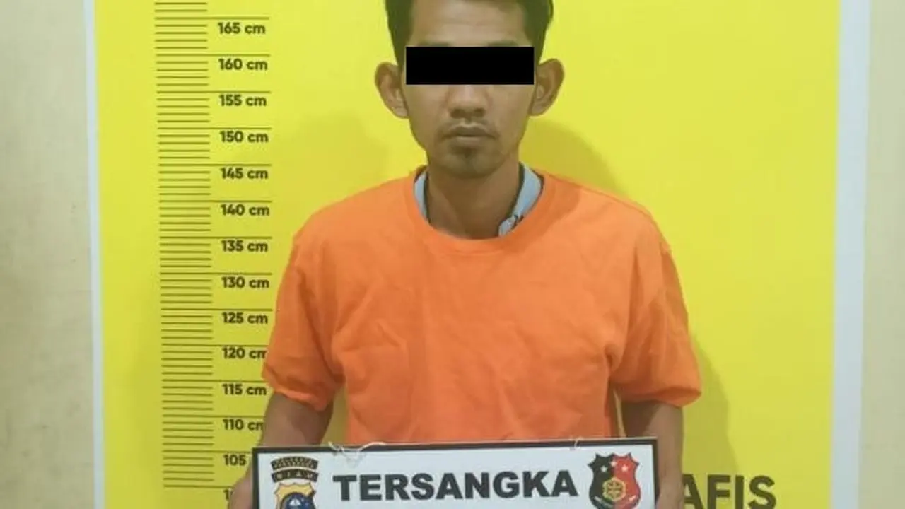 Tersangka penipuan cek kosong setelah membeli mobil milik polisi di Pekanbaru.