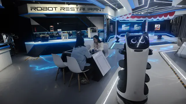Mengenal dan Bermain Bersama Robot di Robopark Indonesia