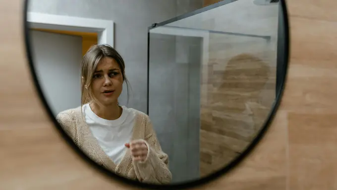 Kaki Tiba-tiba Memar Tanpa Terbentur? Kenali Penyebabnya