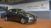 Mazda 2 Sedan (Otosia.com/Arendra Pranayaditya)