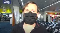 Roman Trofimov, turis asal Estonia yang terdampar selama lebih 100 hari di bandara Manila, Filipina (Dok.YouTube/ BISDAK NOYPI TV)