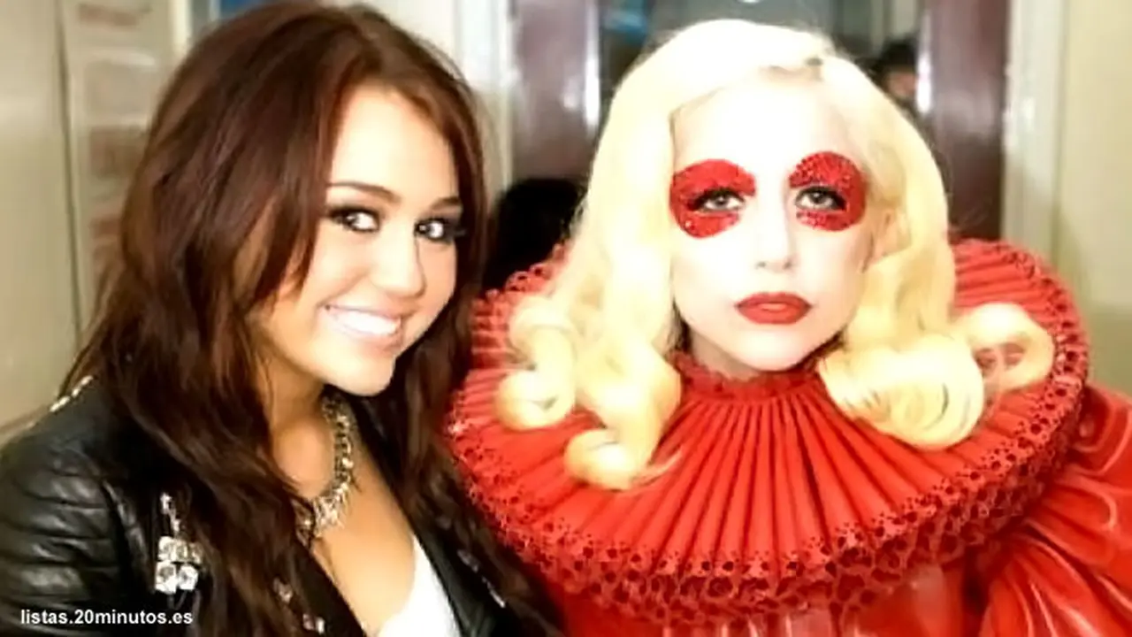 miley-130827c.jpg