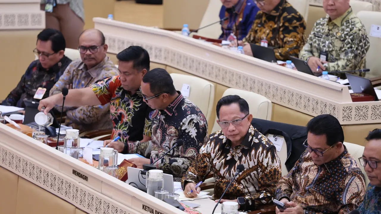 Menteri Dalam Negeri Tito Karnavian dalam Rapat Kerja dan Rapat Dengar Pendapat (RDP) bersama Komisi II DPR RI, Kamis (11/6/2026) (Istimewa)