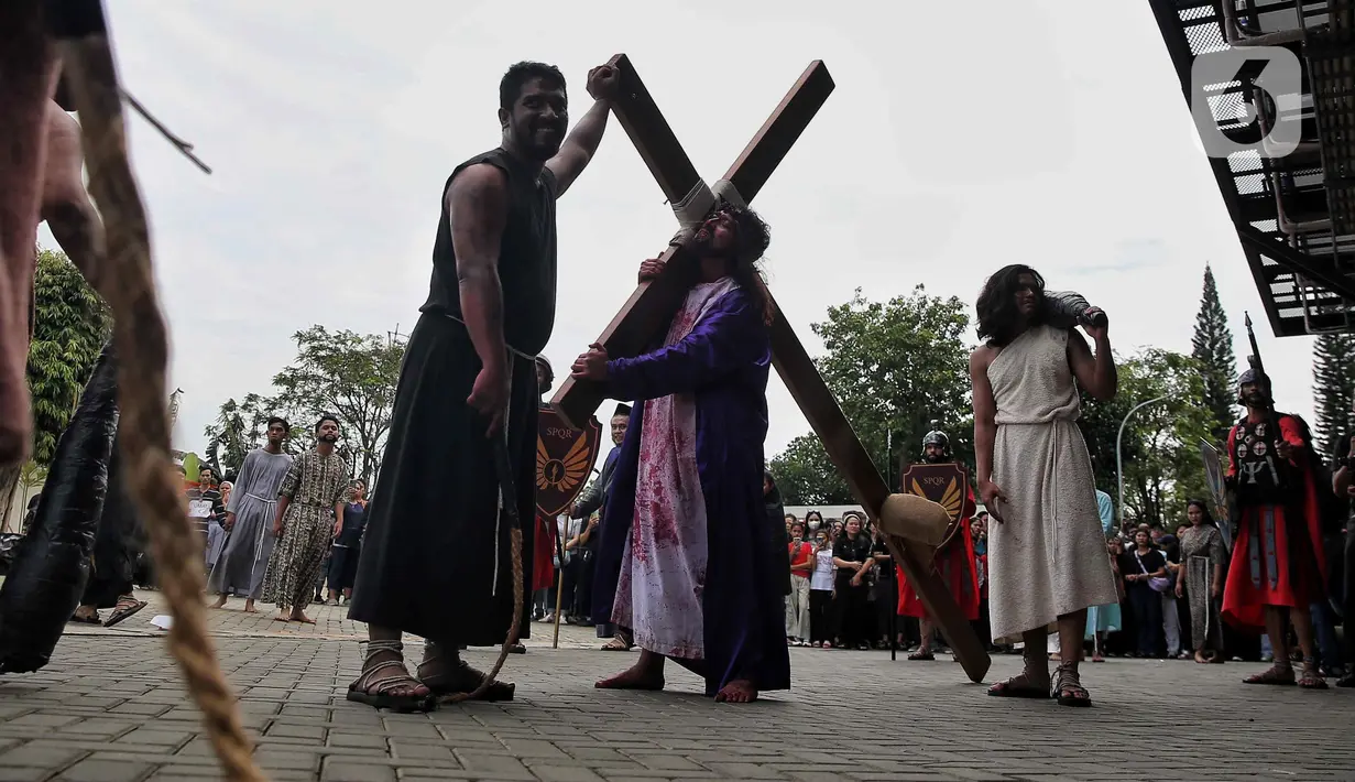 Perayaan ini memperingati kebangkitan Yesus Kristus dan bermakna kemenangan serta harapan baru bagi umat Kristiani. (Liputan6.com/Angga Yuniar)