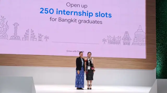 Putri Alam, Direktur Hubungan Pemerintah dan Kebijakan Publik Google Indonesia bersama Monika Rudijono, Managing Director Vidio di ajang Grow With Google Indonesia