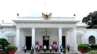 Presiden Jokowi dan Wapres Ma'aruf Amin umumkan menteri baru dalam reshuffle kabinet. (Sumber: YouTube/ Sekretariat Presiden)