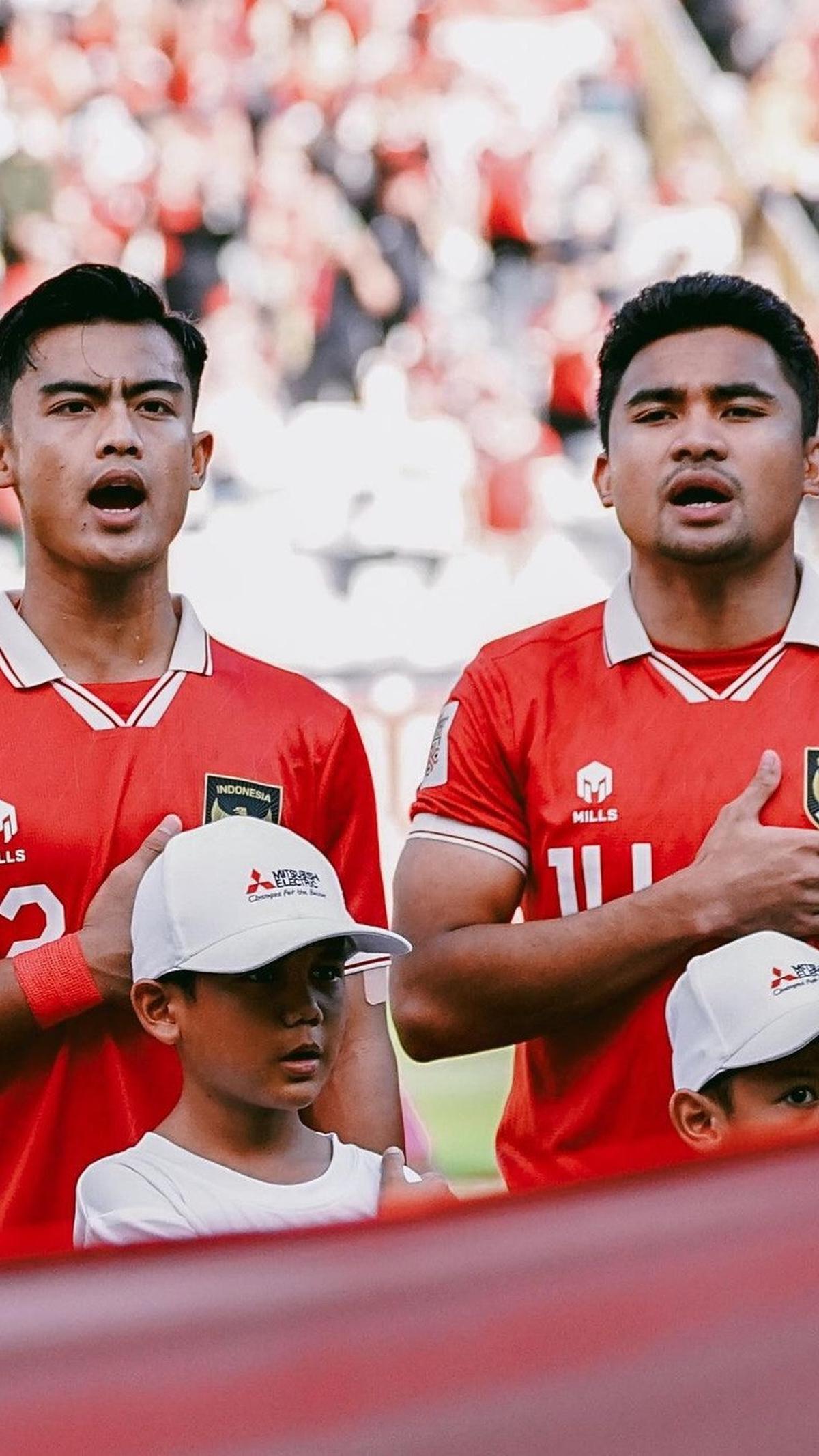 Asnawi merupakan rekan sekaligus sahabat Arhan. Tak heran jika Asnawi ikut rombongan Arhan dan istrinya.