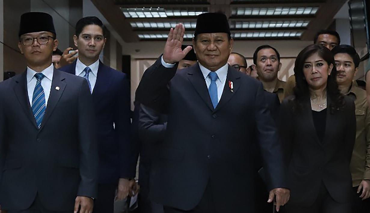 Rapat tersebut beragendakan membahas pembicaraan tingkat I terhadap lima Rancangan Undang-Undang (RUU) kerja sama bidang pertahanan. (merdeka.com/Arie Basuki)