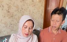 Wanita Ini Beri Kejutan Umrah untuk Orang Tuanya, Endingnya Bikin Sedih
