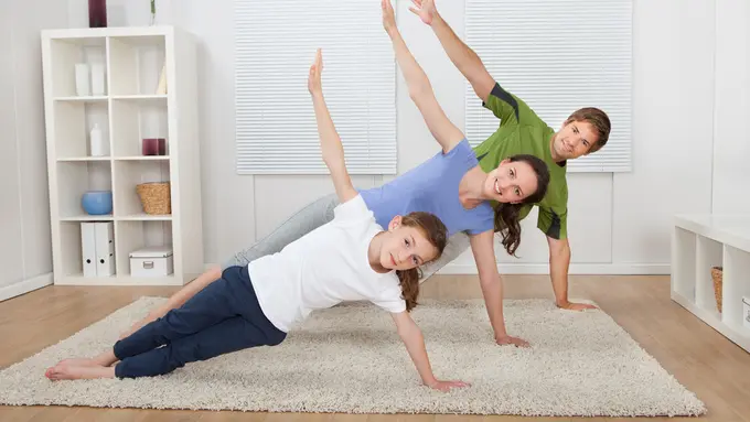 Ilustrasii cara dokter gizi dan Ivan Gunawan menyeimbang gizi untuk tubuh sehata di masa pandemi