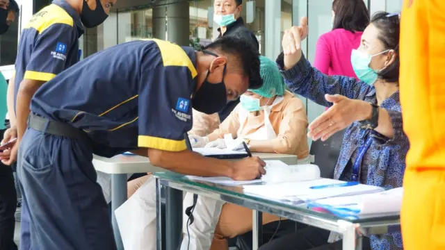 Protokol kesehatan masuk area mall di bawah naungan ASRI