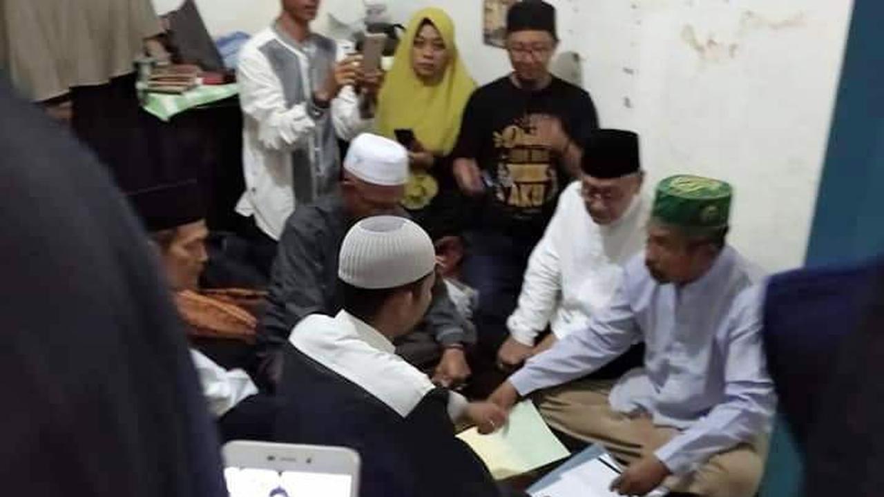 Calon Pengantin Menikah di Depan Jenasah Korban Bus Masuk Jurang Pagar Alam