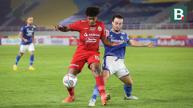 Foto: Persija Jakarta Patahkan Rekor Belum Terkalahkan Persib Bandung di BRI Liga 1 2021 / 2022