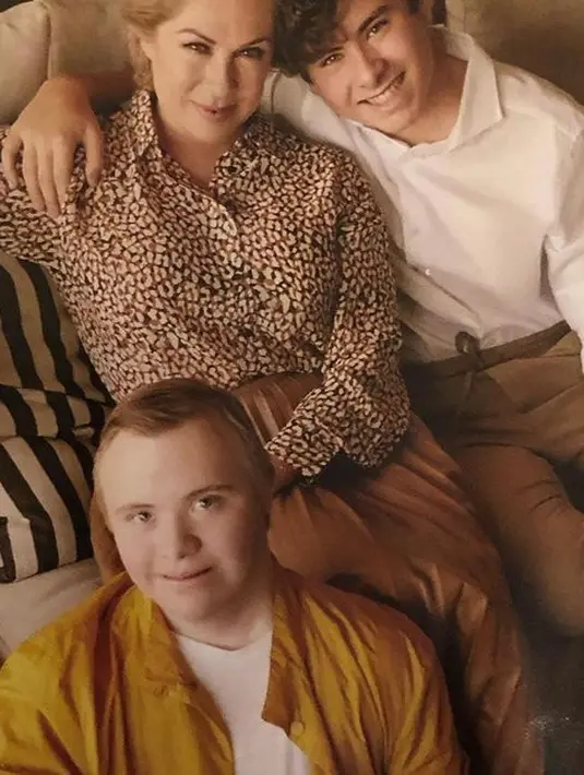 Penyebab perceraiannya dengan suami keduanya, lantaran Juan Collado selingkuh dengan perempuan lain. (Foto: instagram.com/letycalderon97)