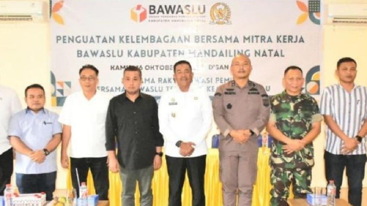 Hanya 57 Persen! Bupati Madina Ajak Bawaslu Evaluasi Rendahnya Partisipasi Pemilih Pilkada Madina