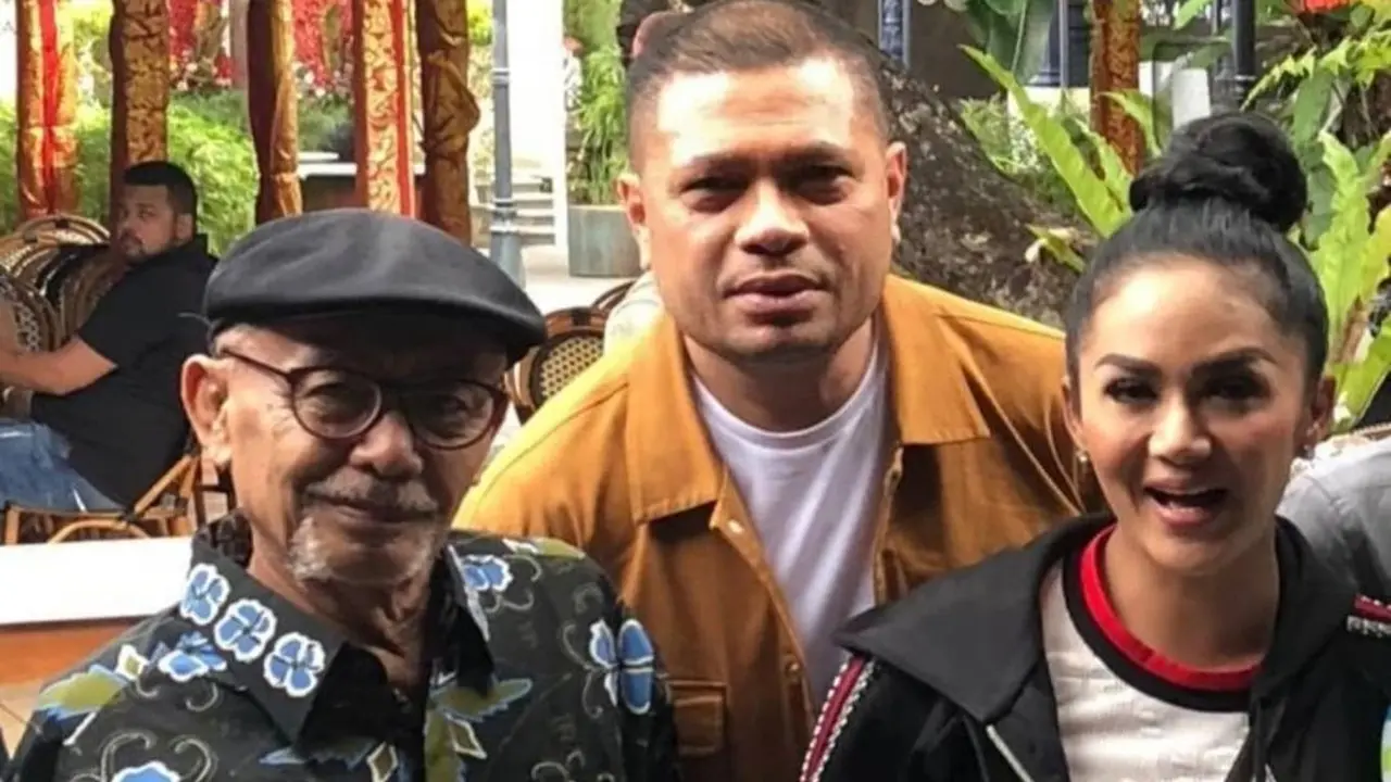 Ayah Yuni Shara dan Krisdayanti Meninggal Dunia, Ini 8 Potret Kenangannya