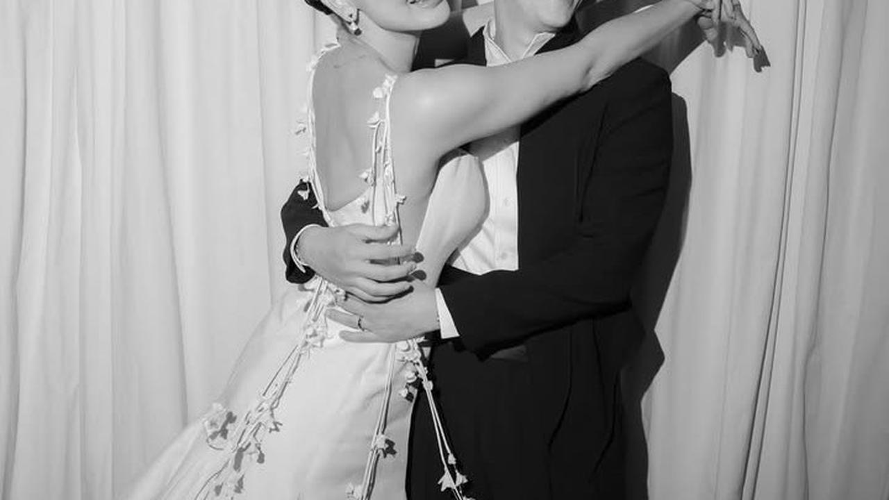 Sederet Potret Mesra Luna Maya dan Maxime Bouttier saat Resepsi Kedua, Full Bahagia