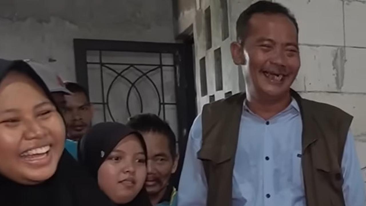 Belajar dari Kepala Desa di Kuningan, Rawat Puluhan ODGJ Karena Panggilan Hati