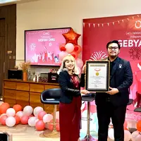 Dorong perempuan Indonesia untuk merdeka dan percaya diri, brand kecantikan lokal OMG bagikan produk skincare di lokasi terbanyak. (Foto: Instagram/itsomgbeauty).