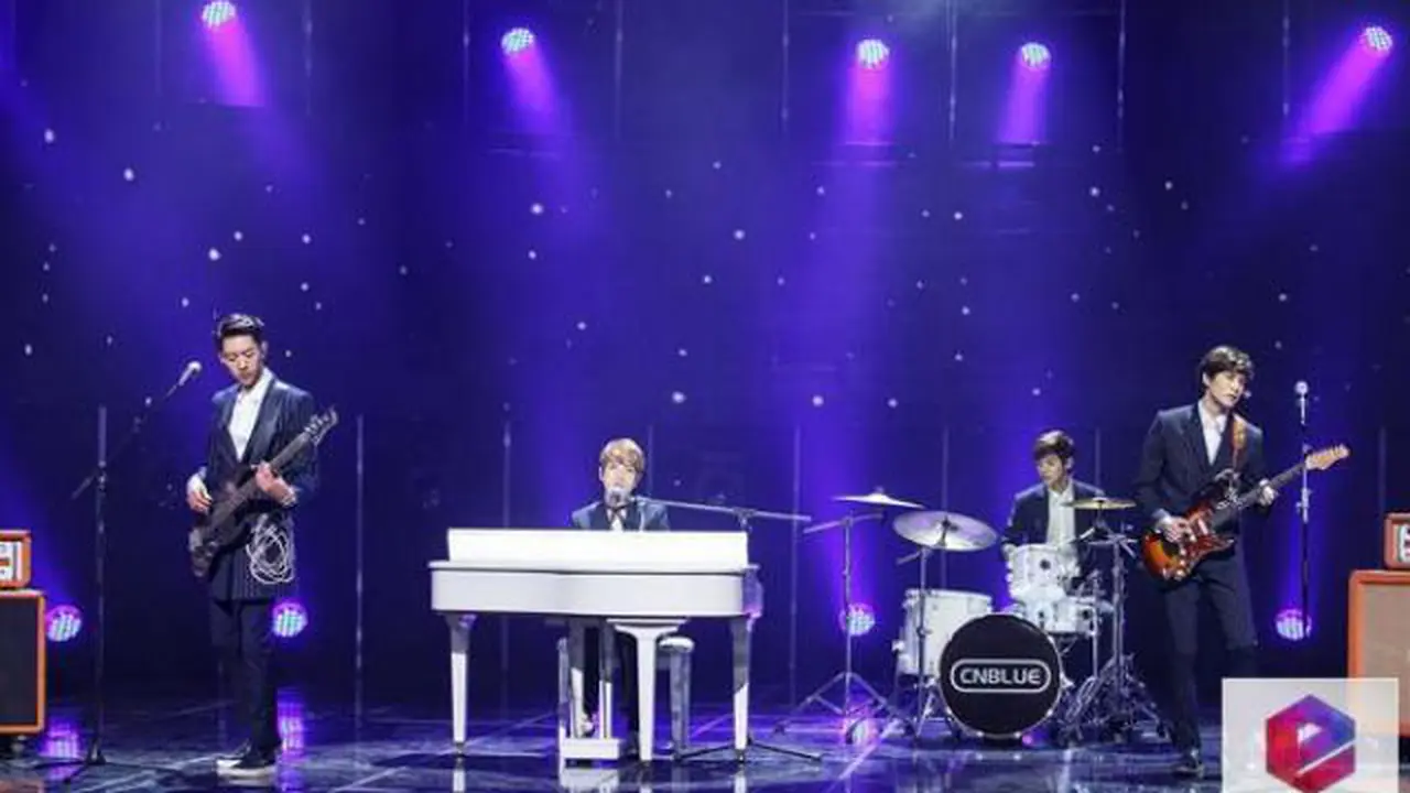 CNBLUE Bersinar di Atas Panggung