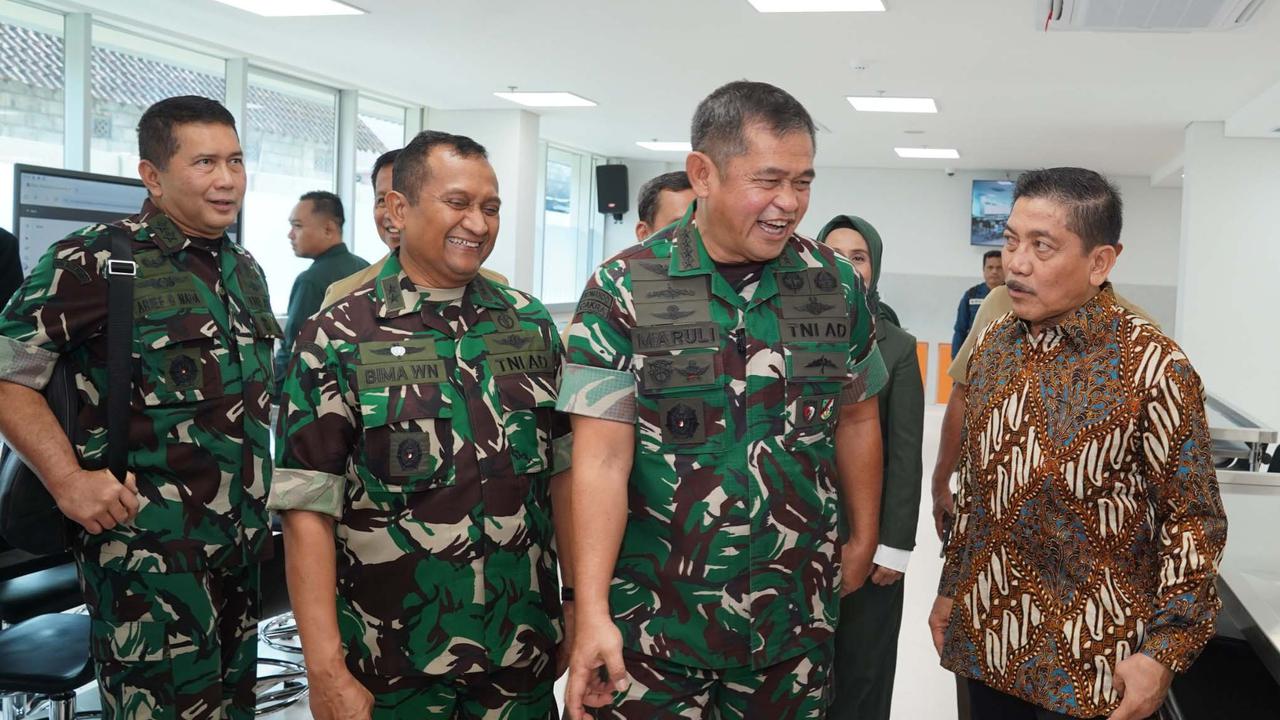 FOTO:Kasad Maruli Resmikan Gedung Fakultas Kedokteran Unjaya, Solusi Atasi Kekurangan Dokter di Indonesia