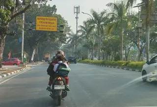 Pemerintah Kota Pekanbaru, Riau, menerapkan pembelajaran jarak jauh (PJJ) atau daring bagi peserta didik mulai jenjang PAUD hingga SMP. (Foto: Antara)