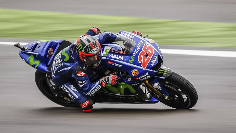 Vinales Bingung Cari Tahu Penyebab Masalah M1 Yamaha