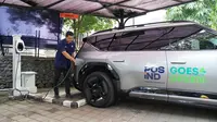 PosIND siapkan wall charging kendaraan listrik di halaman Kantor Pusat PosIND Bandung. (Dok Pos Indonesia)