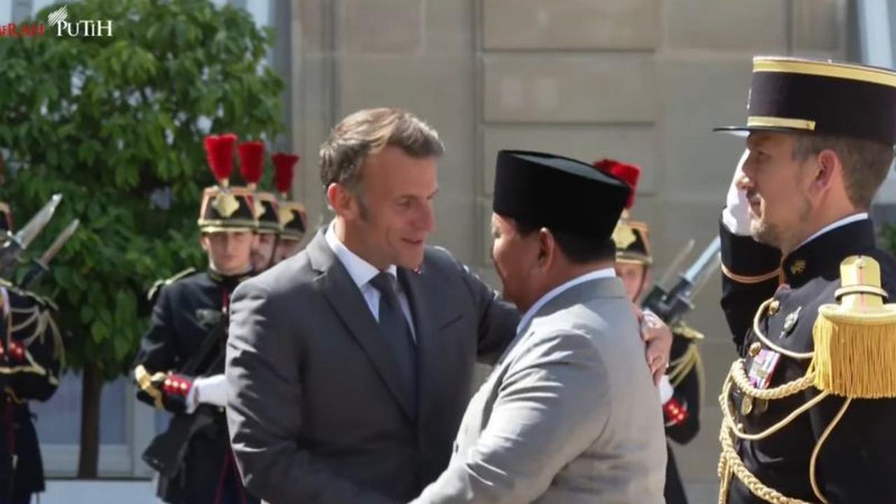 Kunjungan Prabowo ke Prancis: Disambut Langsung Presiden Macron di Istana Elysee
