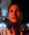 Melihat kebutuhan dapur sudah menipis dan supermaket sudah tutup, Indah Permatasari langsung belanja ke pasar tradisional. Padahal, waktu sudah menunjukkan jam 11 malam. Berikut potretnya.
 [Youtube/Indah Permatasari]