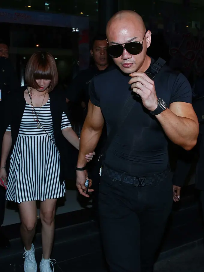 [Bintang] Deddy Corbuzier dan Chika Jessica