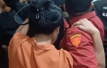Seorang Wanita Ikut Dibawa Tim Kejagung Saat Penangkapan Tiga Hakim Kasus Gregorius Ronald Tannur