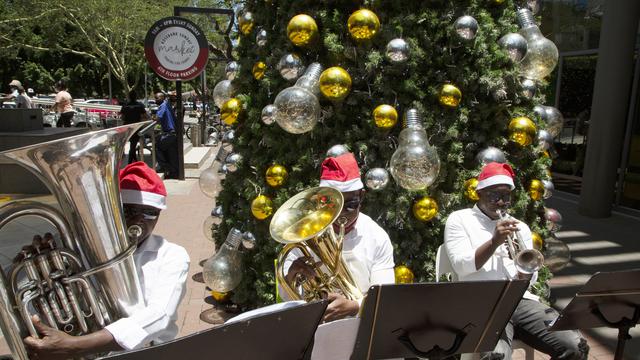 Semarak Natal di Berbagai Belahan Dunia