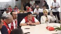Direktur Utama PT Pertamina (Persero) Nicke Widyawati mengunjungi Aviation Fuel Terminal (AFT) Halim Perdanakusuma, Jakarta Timur, Jumat (5/4)/Istimewa.