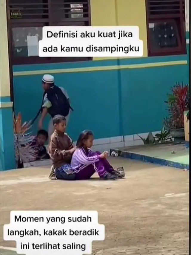 Cerita Haru Kakak Beradik Tukaran Sepatu untuk Sekolah