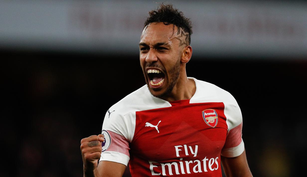 1. Pierre-Emerick Aubameyang (Arsenal) - 10 Gol. (AFP/Adrian Dennis)
