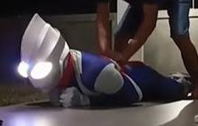 VIDEO: Ultraman Tak Berdaya Dikretek Tukang Pijat, Lelah Habis Lawan Monster